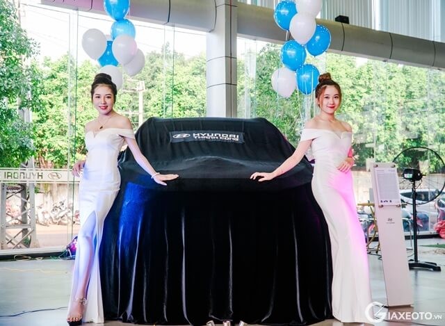 tu-van-ban-hang-nu-hyundai-dak-lak