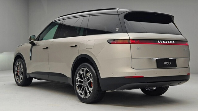 van-hanh-xe-lynk-co-900