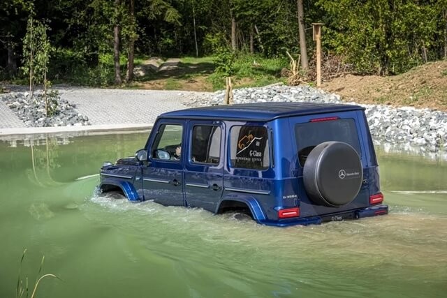 van-hanh-xe-mercedes-benz-g400d-4matic