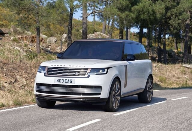 van-hanh-xe-range-rover-2024