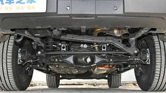 van-hanh-xe-tank-300