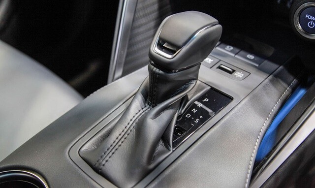 van-hanh-xe-toyota-harrier