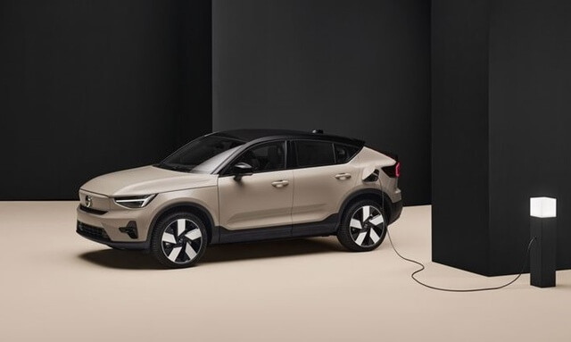 van-hanh-xe-volvo-ec40