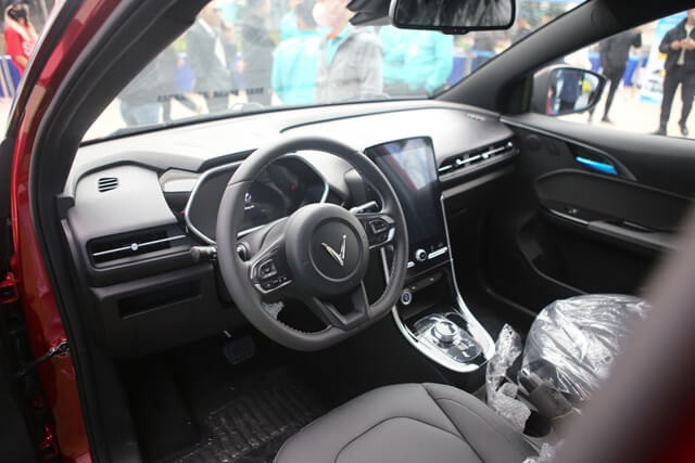 vinfast-nerio-green-than-xe-khoang-lai