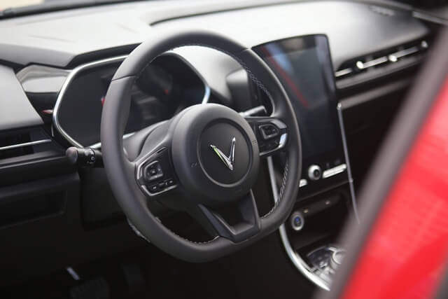 vinfast-nerio-green-vo-lang.