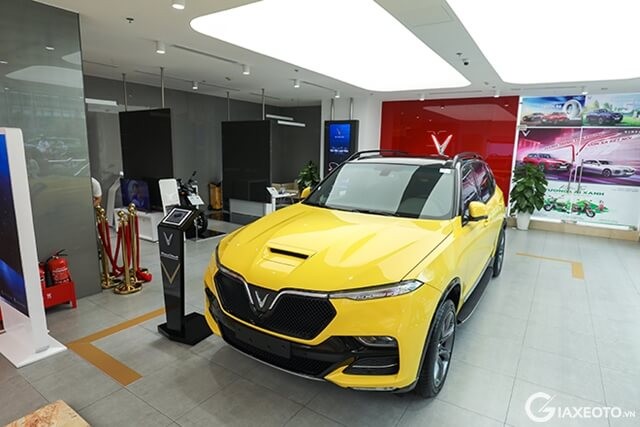 vinfast-president-mau-vang-chanh