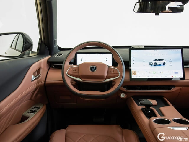 vo-lang-xe-changan-uni-z