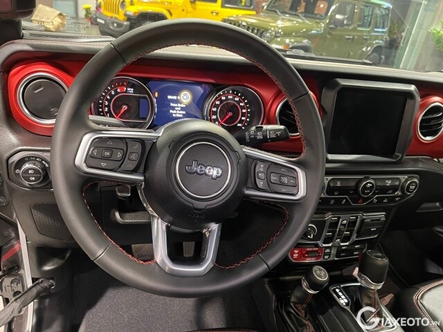 vo-lang-xe-jeep-wrangler-rubicon