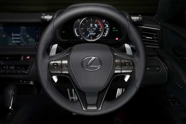 be-trung-tam-xe-lexus-lc500h