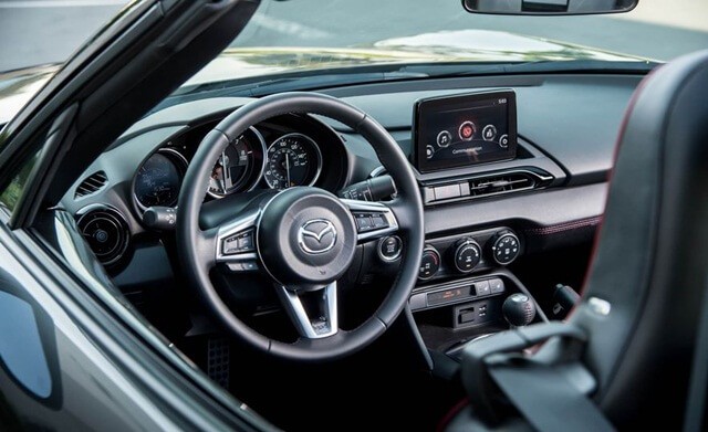 vo-lang-xe-mazda-mx-5-miata