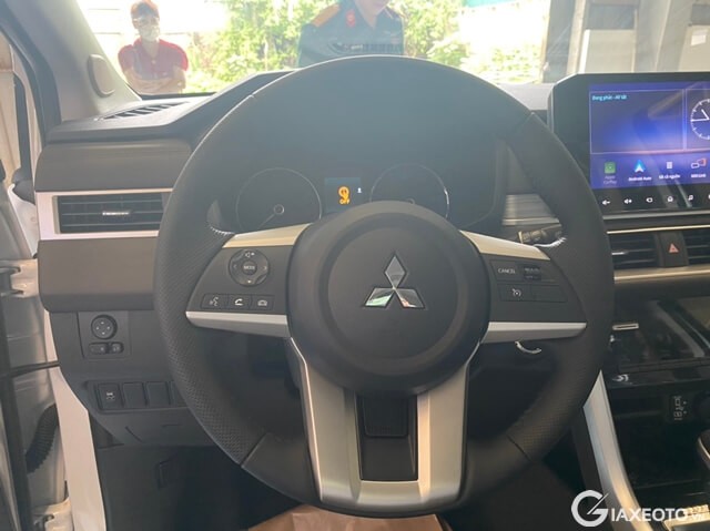 vo-lang-xe-mitsubishi-xpander-2023