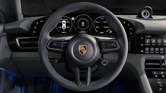 vo-lang-xe-porsche-taycan