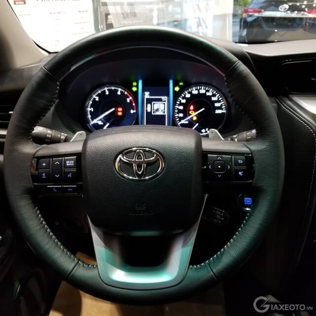 vo-lang-xe-toyota-fortuner-2022