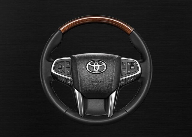 vo-lang-xe-toyota-majesty