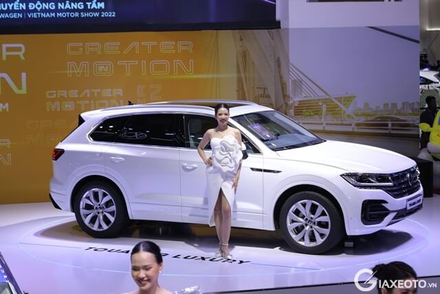 volkswagen-touareg-2023-facelift-co-gi-moi