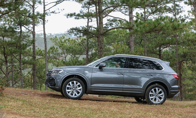 volkswagen-touareg-phan-than-xe