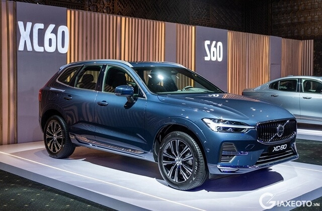 volvo-xc60-2025-co-gi-moi