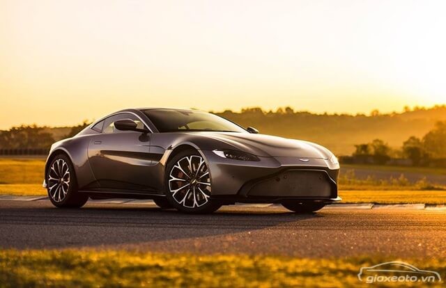 xe-aston-martin-vantage-mau-xam