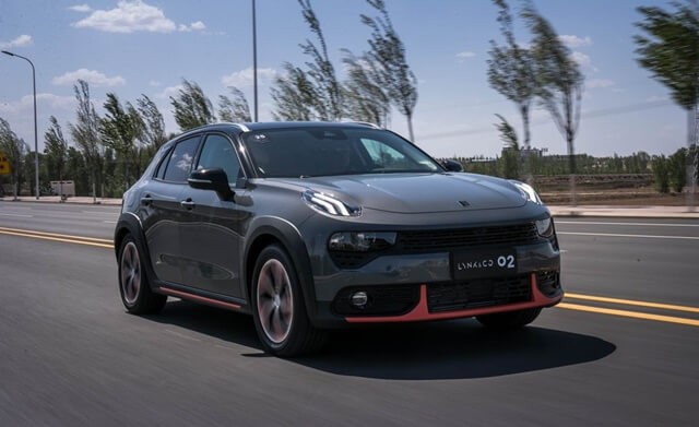 xe-lynk-&-co-02-mau-xam