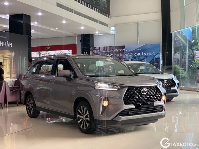 dong xe mpv 7 cho toyota veloz cross