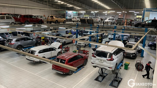xuong-dich-vu-mitsubishi-pham-van-dong