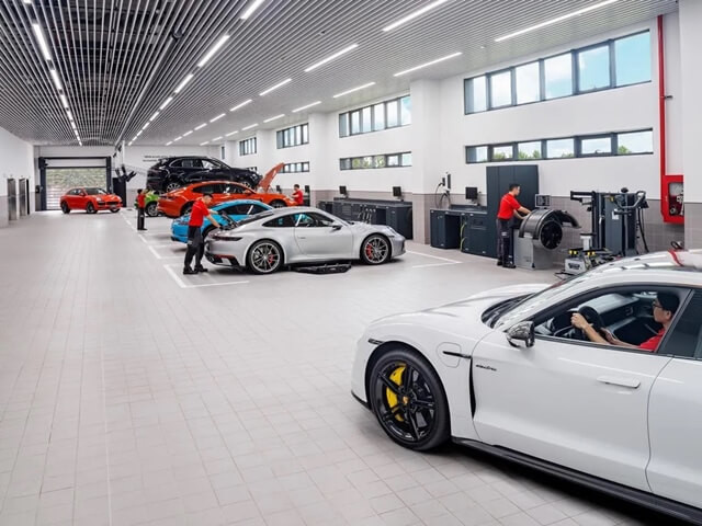 xuong-dich-vu-porsche-sai-gon