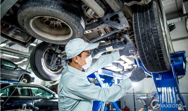 xuong-dich-vu-toyota-long-bien