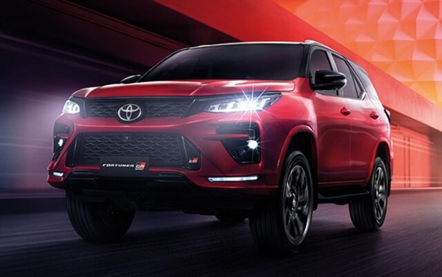 Những trang bị tiện nghi mới của Toyota Fortuner 2023 là gì?
