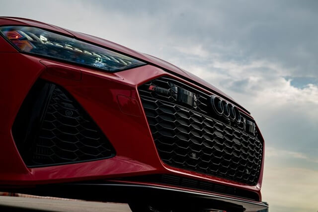 Chi tiết Audi RS6 2021 kèm giá bán tháng 05/2021