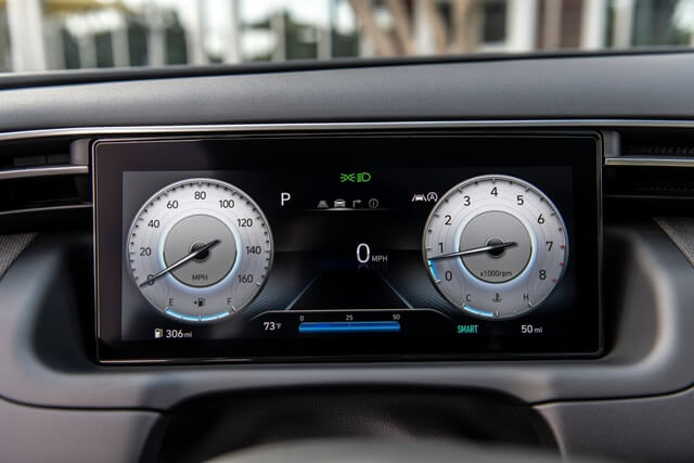 Hyundai-Tucson-2022-dong-ho-ky-thuat-so