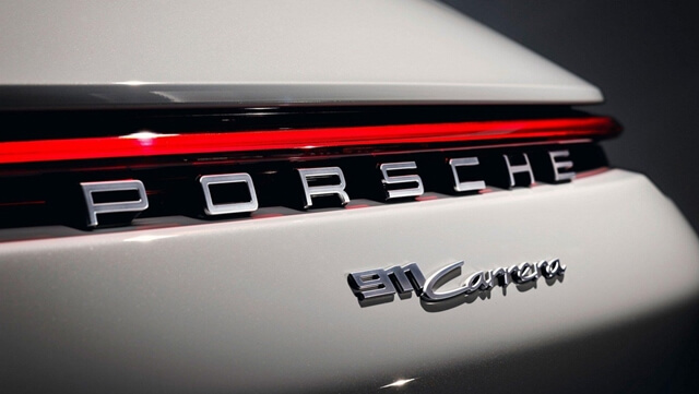 Chi tiết Porsche 911 Carrera kèm giá bán mới nhất (tháng 02/2021)